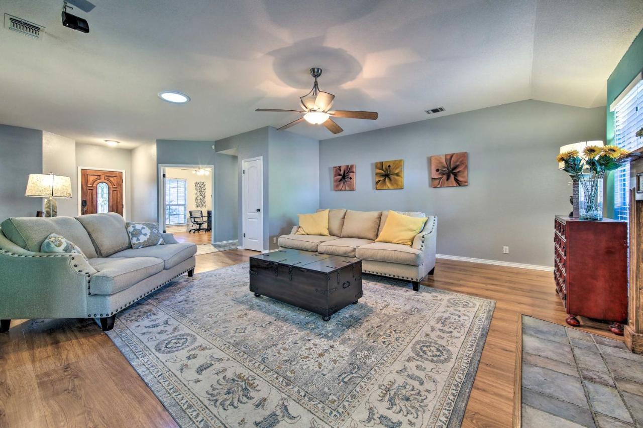 Villa Peaceful San Antonio Oasis With Private Pool And Grill Exterior foto